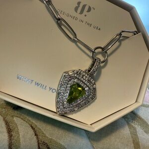 NWT Bomb Party necklace